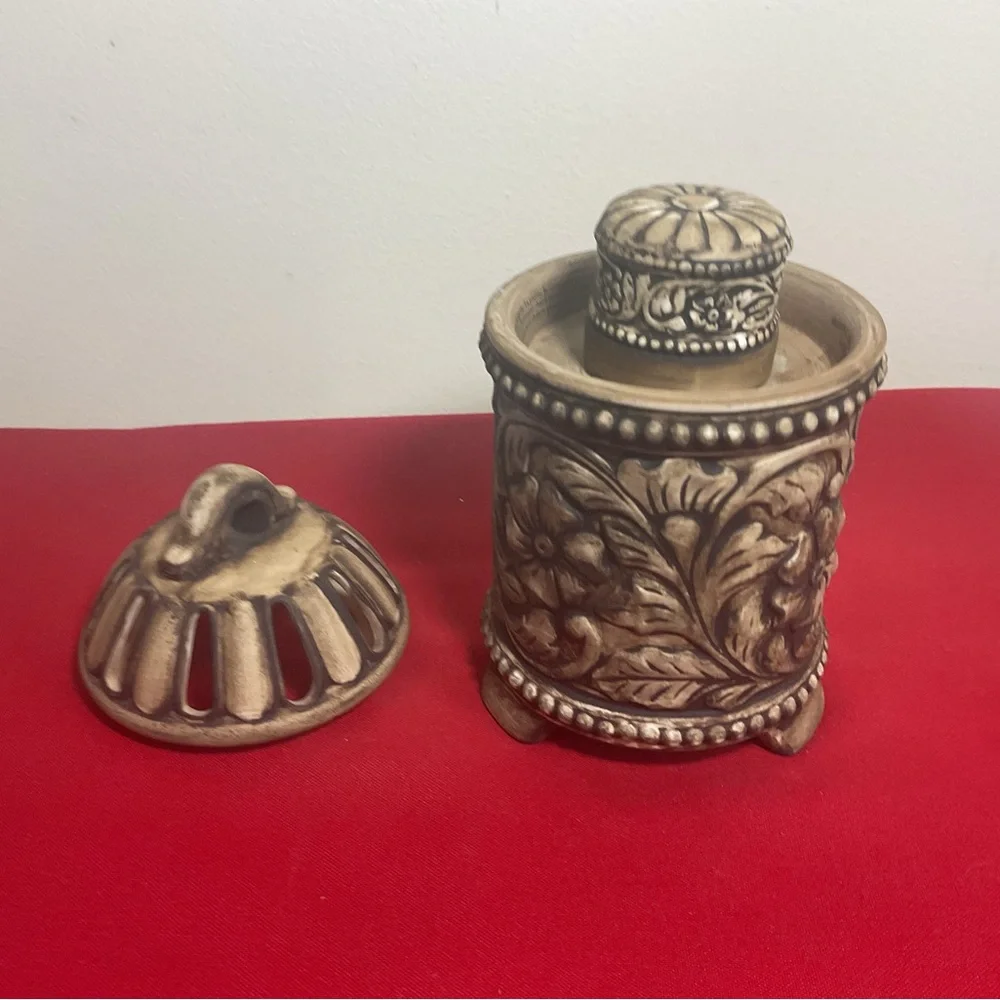 Greenleaf Ceramic Fragrance Diffuser Potpourri Holder Bohemian Floral Decor 7.5”
